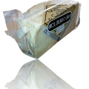 Queso de Cabra Semicurado Hermanos Gallardo Garcia mitades